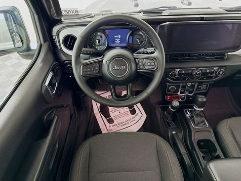 Used 2025 Jeep Wrangler Unlimited Sport S 4xe image 20