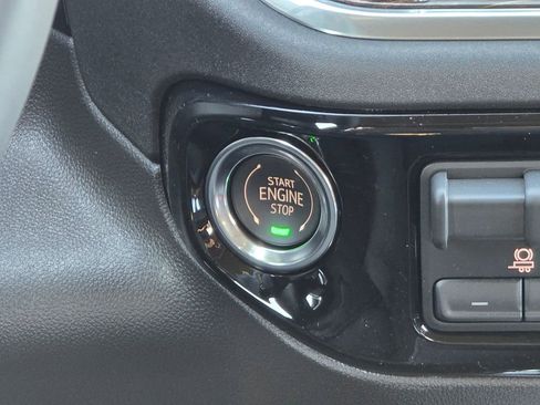 New 2026 GMC Sierra 1500 Elevation image 30