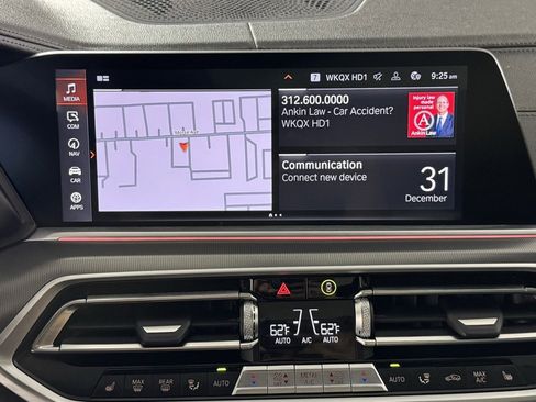 Used 2022 BMW X6 xDrive40i w/ Executive Package image 22