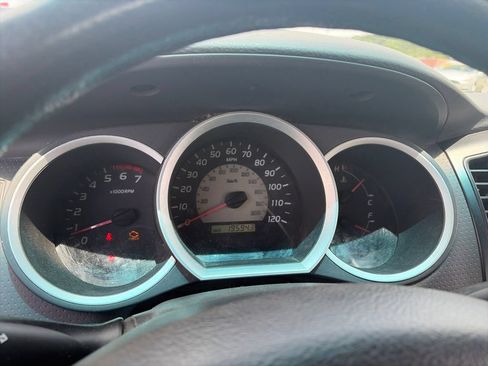 Used 2005 Toyota Tacoma 2WD Regular Cab image 18