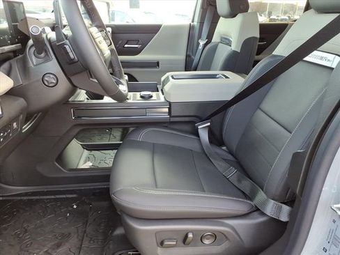 New 2026 GMC Hummer EV 4x4 Crew Cab image 5
