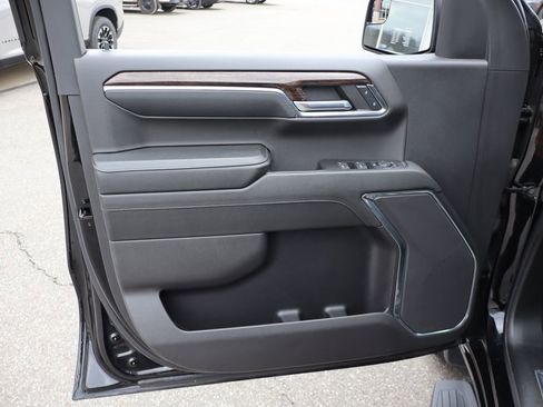 Used 2024 GMC Sierra 1500 Elevation image 8