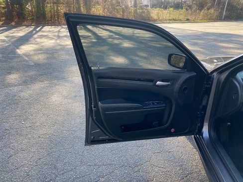 Used 2016 Chrysler 300 S w/ 300S Premium Group image 14