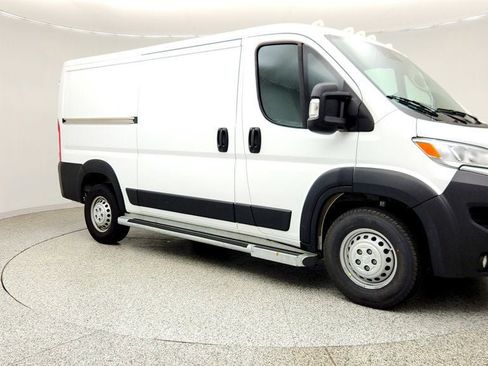 Used 2025 RAM ProMaster 2500 w/ U-Haul Equipment Group FWD image 3