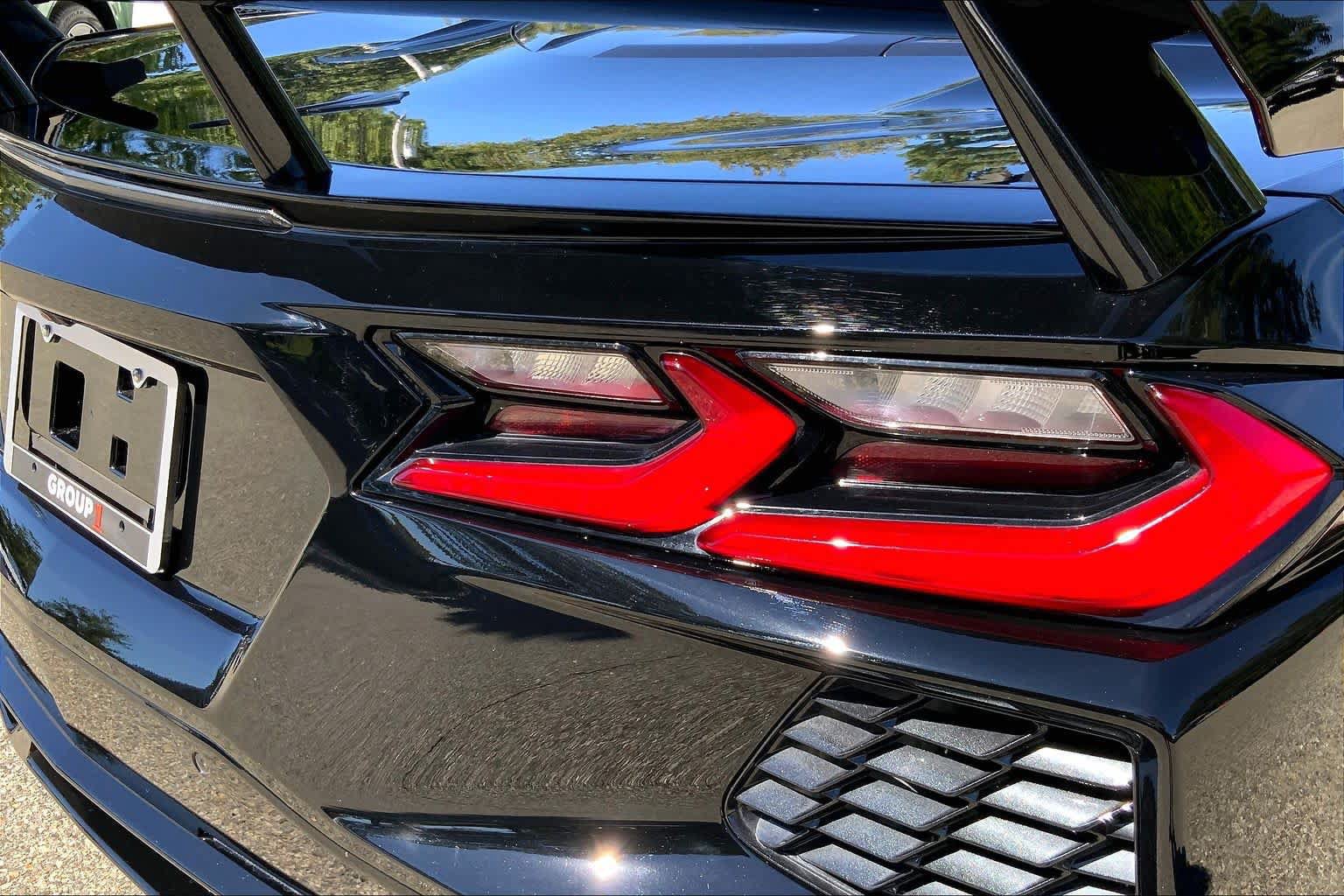 Used 2023 Chevrolet Corvette Stingray Premium Cpe w/ Z51 Performance Package RWD image 32