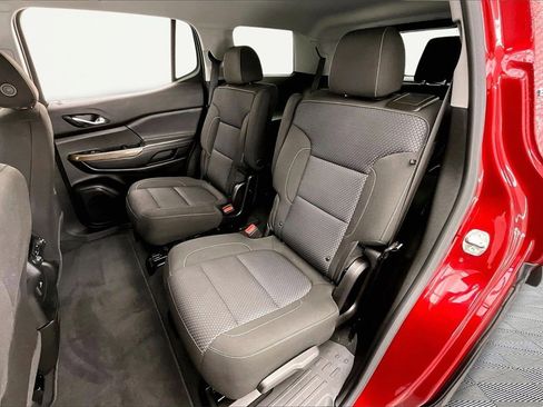 Used 2023 GMC Acadia SLE w/ Driver Convenience Package image 26