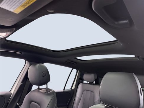 Certified 2023 Mercedes-Benz EQB 300 4MATIC image 30