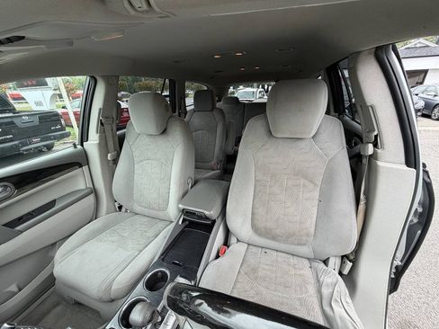 Used 2017 Buick Enclave Convenience FWD image 7