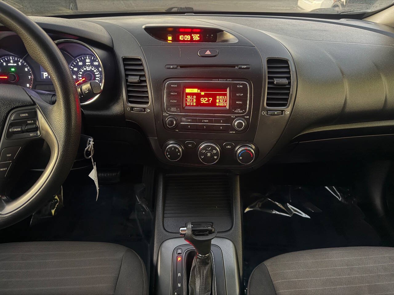 Used 2016 Kia Forte LX FWD image 21