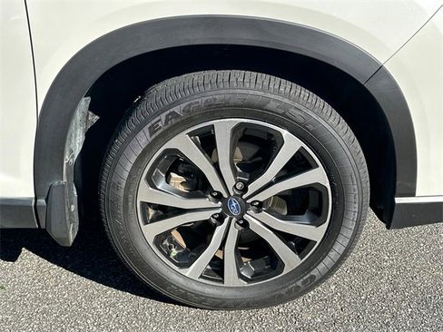 Used 2021 Subaru Forester Limited w/ Popular Package #3 image 12