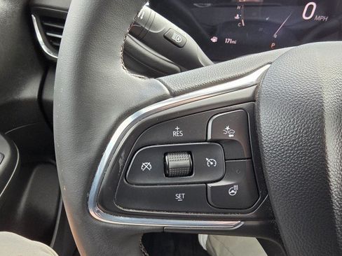 Used 2024 Buick Envista Sport Touring w/ Convenience I Package FWD image 19