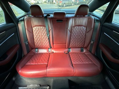 Used 2021 Audi S6 Prestige w/ Prestige Package image 29