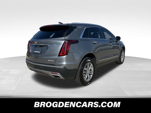 Used 2022 Cadillac XT5 Premium Luxury w/ Technology Package image 3