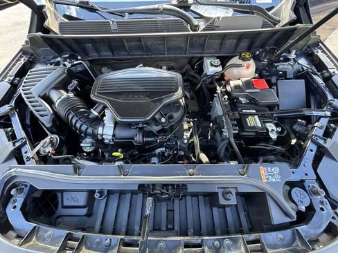 Used 2019 GMC Acadia SLT image 30