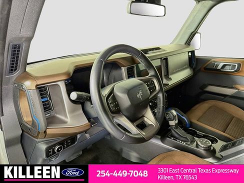 Used 2023 Ford Bronco Outer Banks AWD/4WD image 11