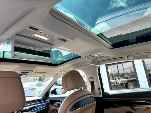 Used 2021 Audi A8 L 3.0T w/ Executive Plus Package image 21