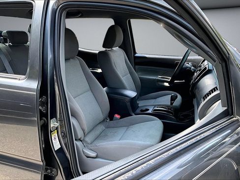 Used 2013 Toyota Tacoma 4x4 Double Cab image 29