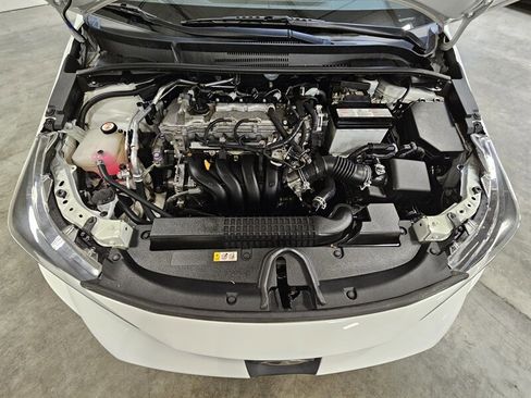 Used 2020 Toyota Corolla LE image 19