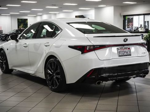 Certified 2025 Lexus IS 300 F Sport image 8