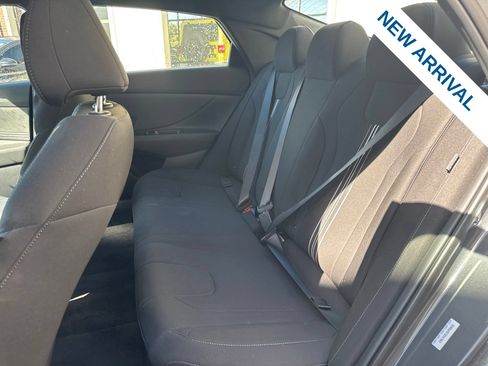 Used 2025 Hyundai Elantra Sport FWD image 14