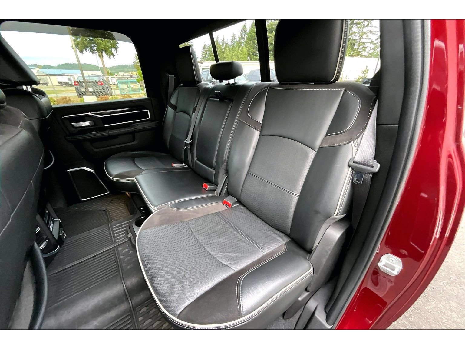 Used 2022 RAM 2500 Laramie AWD/4WD image 25