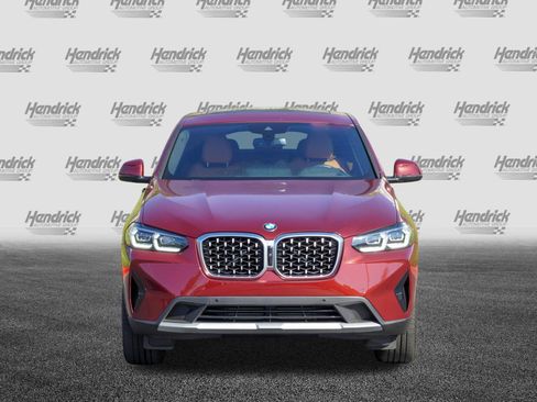 Certified 2025 BMW X4 xDrive30i AWD/4WD image 3