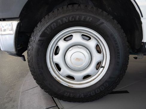 Used 2012 Ford F150 XL w/ HD Payload Pkg AWD/4WD image 9