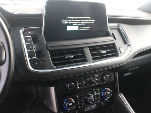 Used 2023 Chevrolet Suburban LT image 23