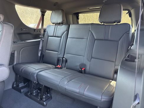 New 2026 Chevrolet Suburban RST image 26