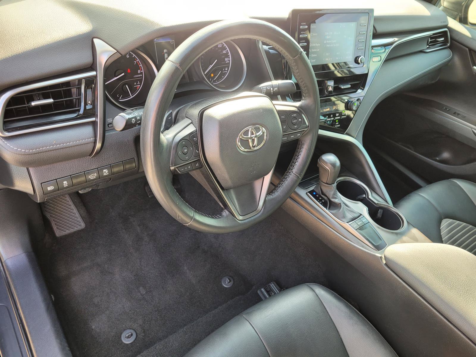 Used 2023 Toyota Camry SE FWD image 25