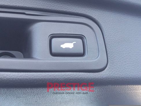 Used 2019 Honda Pilot Touring image 10