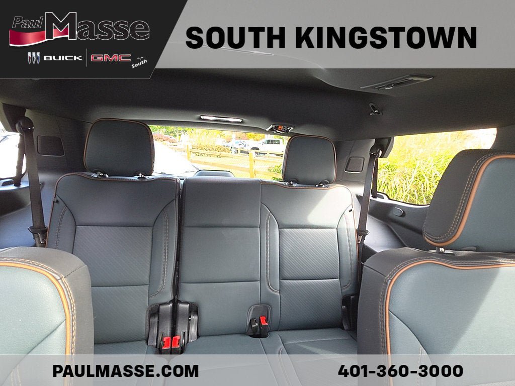 Used 2025 GMC Yukon AT4 AWD/4WD image 26