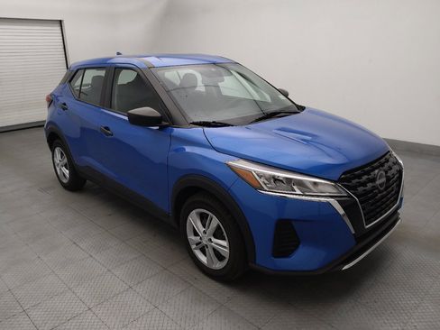 Used 2024 Nissan Kicks S FWD image 11