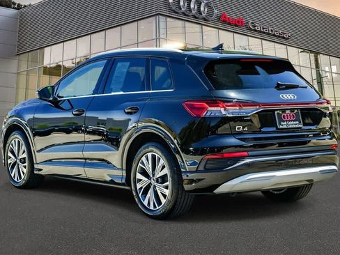 Used 2023 Audi Q4 e-tron Premium w/ Premium Plus RWD image 2
