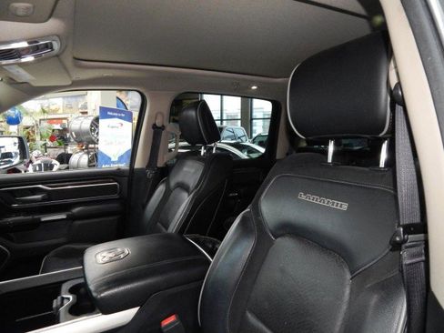 Used 2019 RAM 1500 Laramie image 18