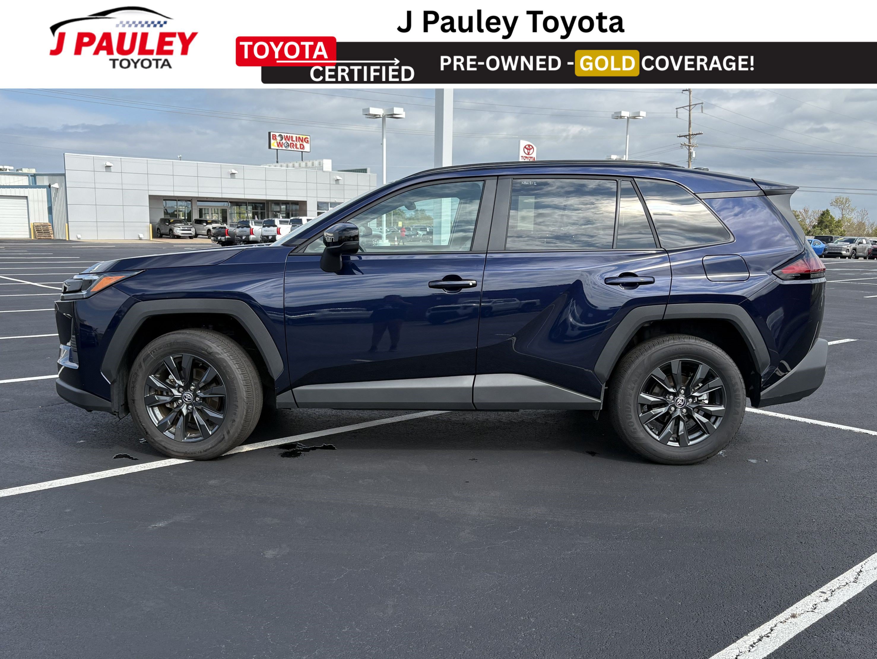 Used 2026 Toyota RAV4 XLE Premium FWD image 2