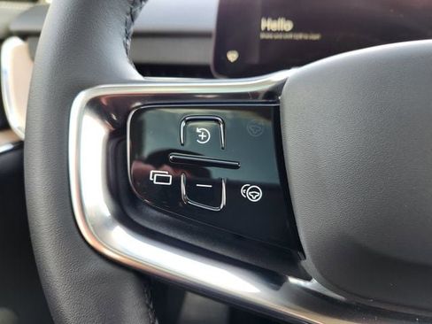 New 2025 Volvo EX90 Plus w/ Protection Package Premier image 19