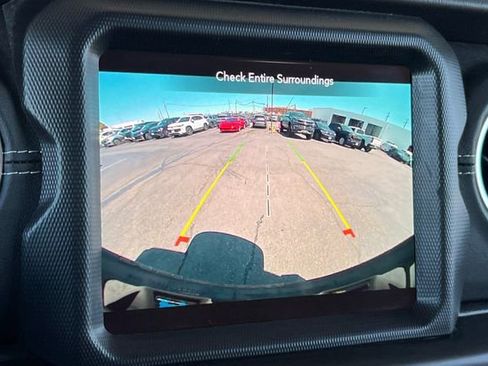 Used 2023 Jeep Wrangler Unlimited Sahara w/ Cold Weather Group AWD/4WD image 22