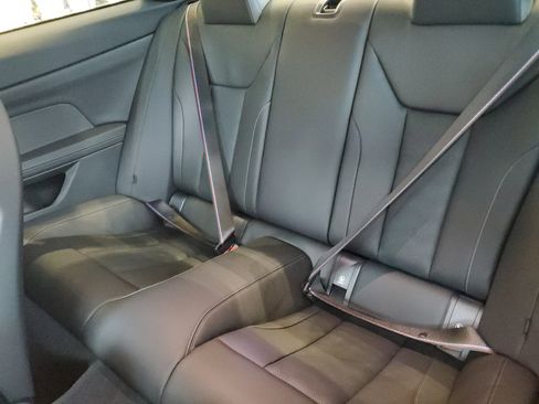 Used 2025 BMW M4 Coupe w/ Executive Package image 9