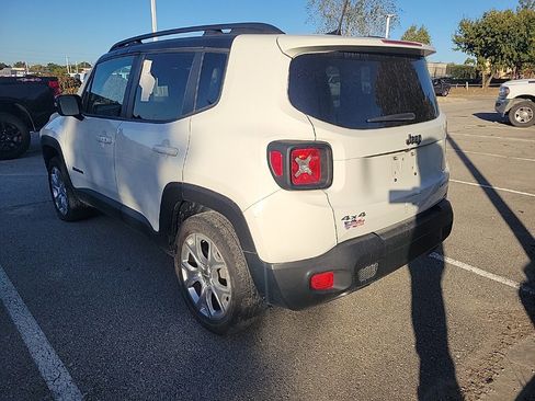 Used 2022 Jeep Renegade Limited image 5