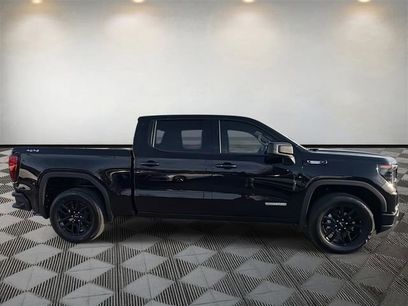 Used 2025 GMC Sierra 1500 Elevation