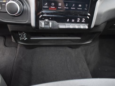 Used 2024 RAM 2500 Big Horn w/ Night Edition image 21