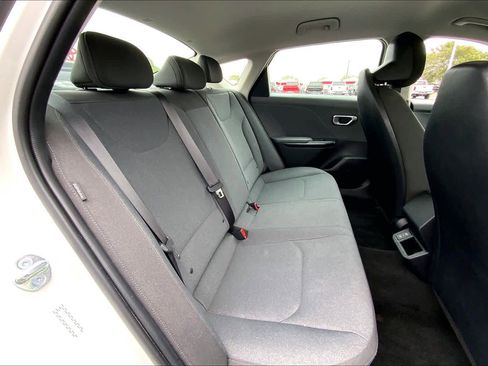 Used 2025 Kia K4 FWD image 20