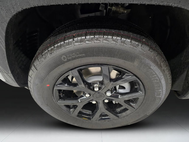 New 2026 Jeep Grand Cherokee Altitude AWD/4WD image 8