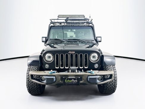 Used 2017 Jeep Wrangler 75th Anniversary image 2