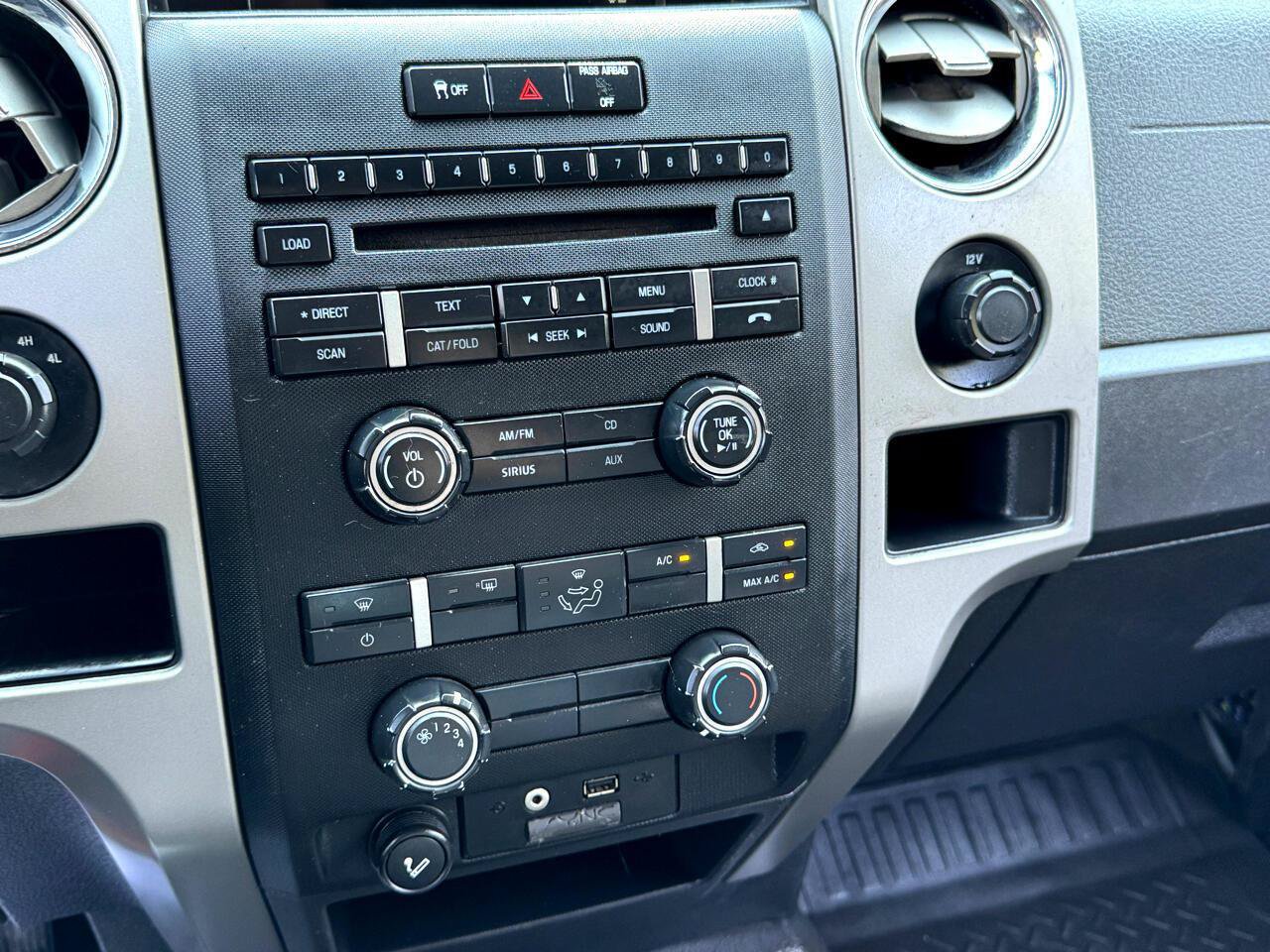 Used 2012 Ford F150 XLT w/ XLT Convenience Pkg AWD/4WD image 37