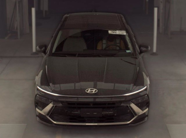 Used 2024 Hyundai Sonata Limited FWD image 2
