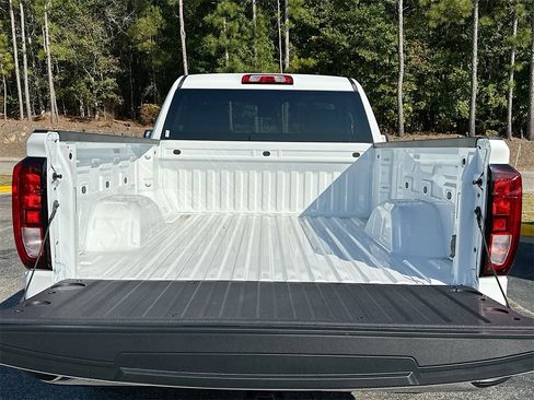 New 2026 GMC Sierra 1500 Pro w/ Pro Value Package image 15