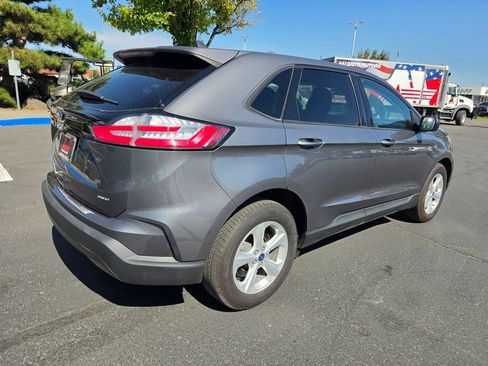 Used 2022 Ford Edge SE AWD/4WD image 3