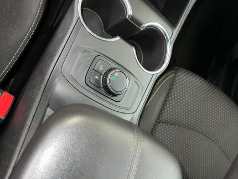 Certified 2023 GMC Terrain SLE image 13